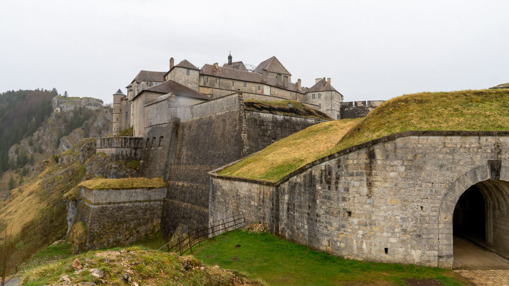 Frankreich Kultur Erlebnis Château de Joux