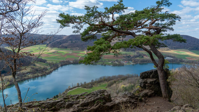 Aussicht vom Hohlen Fels auf den Happurger Stausee