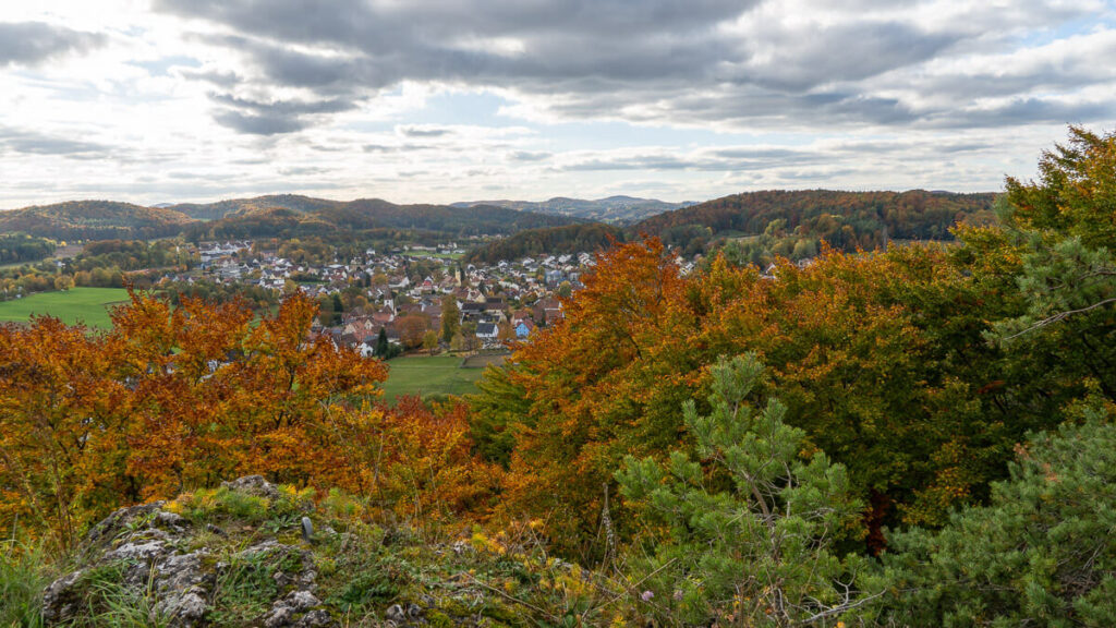 Blick über das Amberg-Sulzbacher Land im Herbst vom Hartenfels