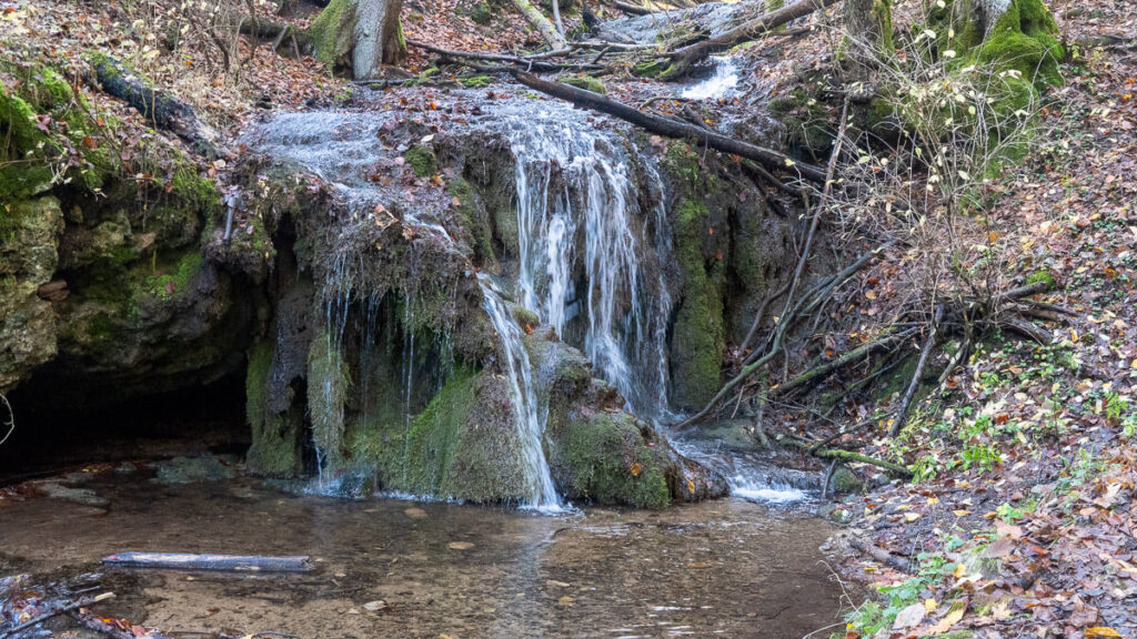 Kalktuffwasserfall auf dem Paul-Pfinzing-Weg
