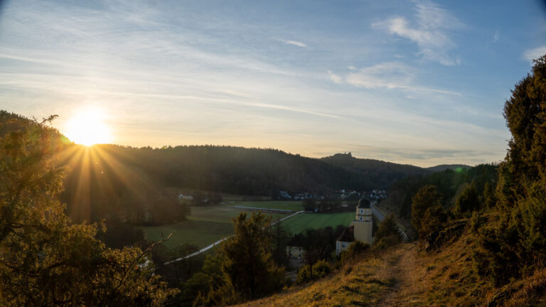 Oberpfälzer Jakobsweg, Blick auf Stettkirchen im Lauterachtal