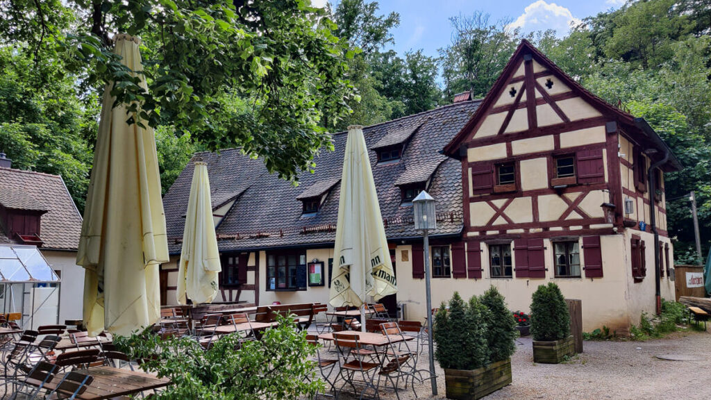 Fränkischer Dünenweg, Berggasthof am Moritzberg