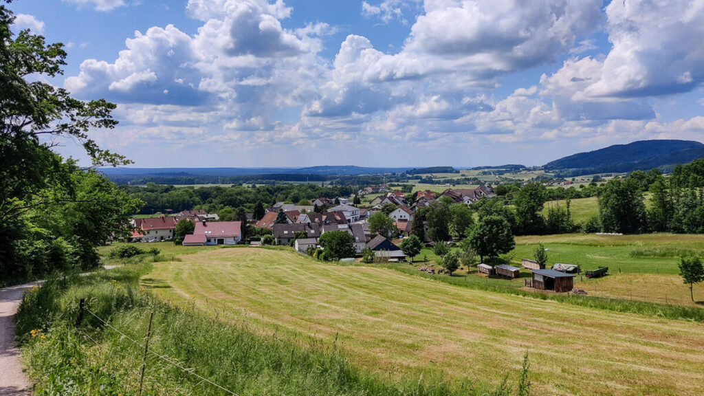 Blick über Dörfer und Weite, Fränkischer Dünenweg
